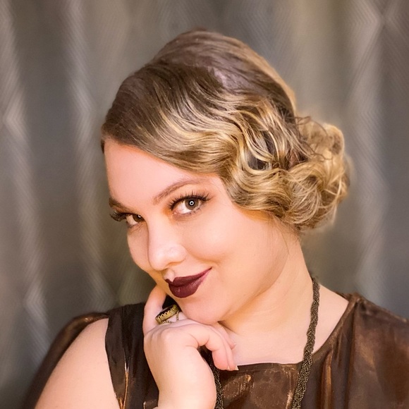 Meet your Posher, Hannah - Picture 3 of 3